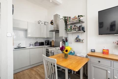 1 bedroom ground floor flat for sale, 6/4 Wardlaw Street, Gorgie, Edinburgh, EH11 1TS