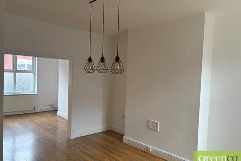 2 bedroom terraced house to rent, Jones Street, Salford M6