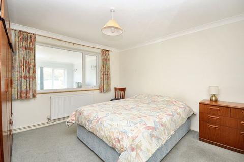 1 Weymouth Close, Folkestone, CT19 4LR