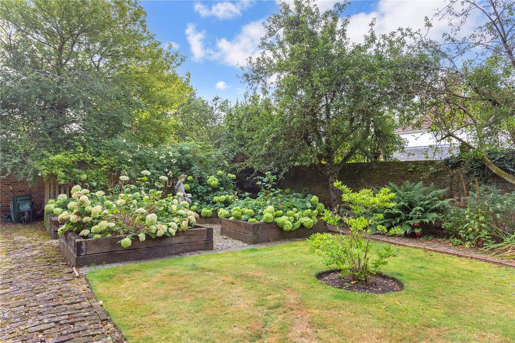 Rear Gardens