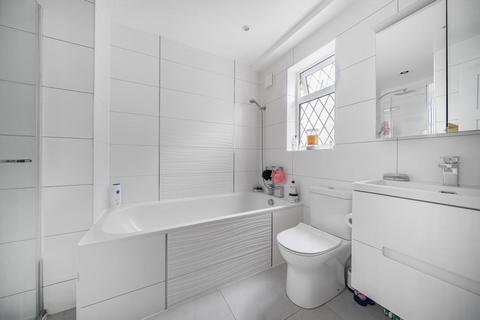 21 Glenhurst Rise, London, SE19 3XN