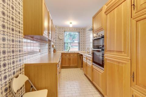 2 bedroom apartment for sale, Gloucester Avenue, Primrose Hill