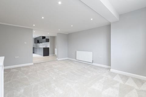 4 - 6 Albert Road, Arlesey, SG15 6RJ