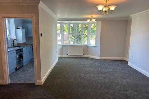 2 bedroom flat for sale, The Avenue, Hornchurch RM12