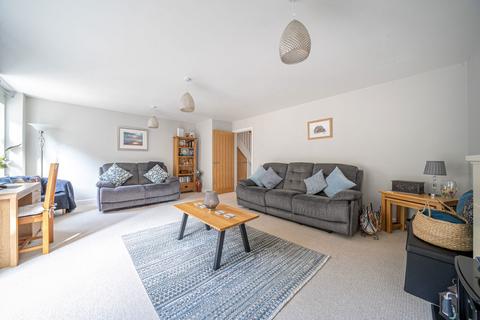 5 The Willows, Oakley, Basingstoke, RG23 7TW