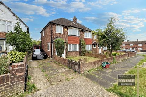 3 bedroom semi-detached house for sale, Pegg Road, HOUNSLOW TW5