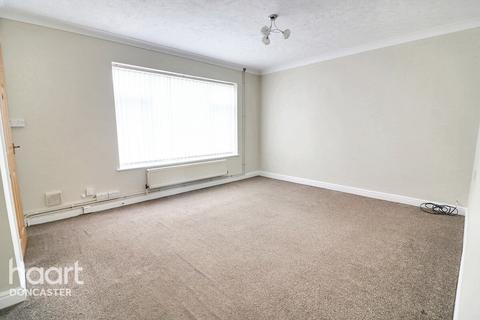 44 Abbey Road, Dunscroft, Doncaster, DN7 4LG