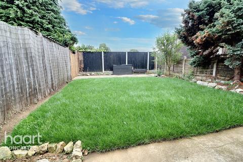 44 Abbey Road, Dunscroft, Doncaster, DN7 4LG