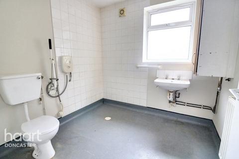 44 Abbey Road, Dunscroft, Doncaster, DN7 4LG