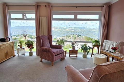 19 Anstey Crescent, Tiverton, EX16 4JR