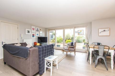 undefined, Cotham Brow, Bristol BS6