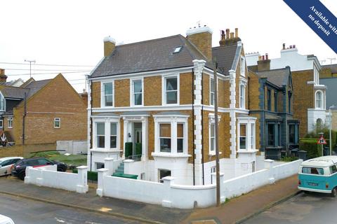 1 bedroom flat to rent, 1 Carlton Avenue, Ramsgate, CT11