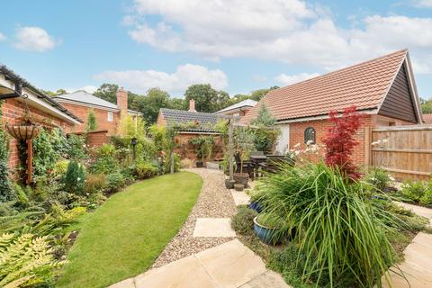 4 bedroom link detached house for sale, Eccles Way, Holt