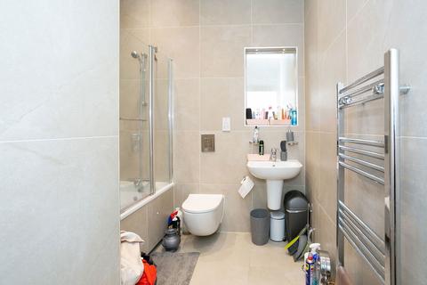 1 bedroom flat for sale, Dwight Road, Watford, WD18