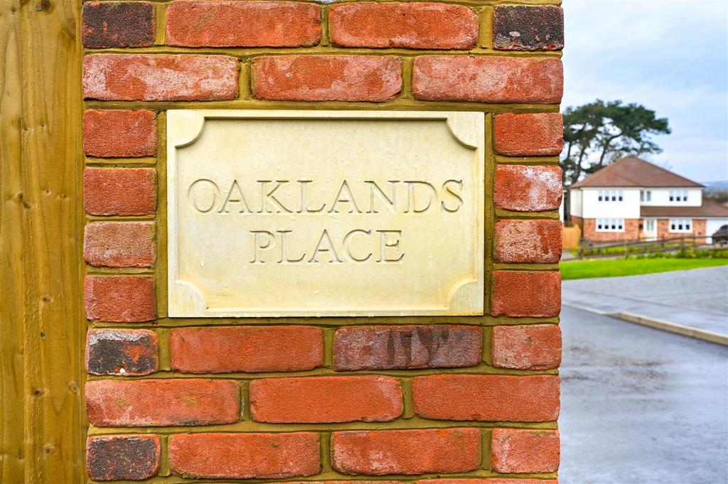 OAKLANDS PLACE - HOLLINGTON PARK ROAD - HOUSES 5 &amp;