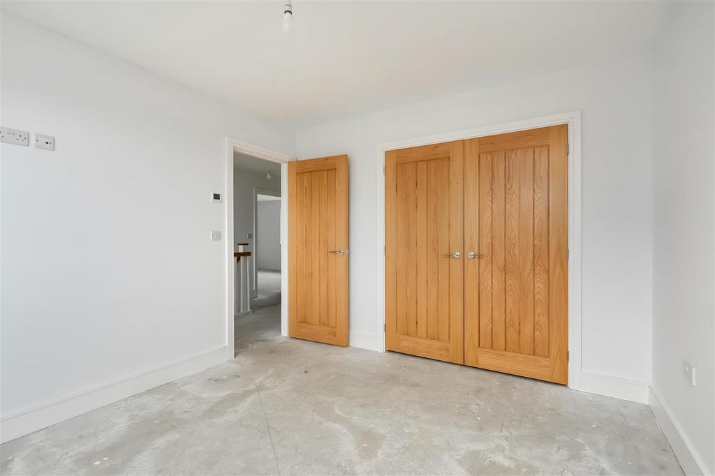 OAKLANDS PLACE - HOLLINGTON PARK ROAD - HOUSES 5 &