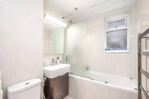 2 bedroom flat for sale, Imperial Court, North Finchley, London, N20