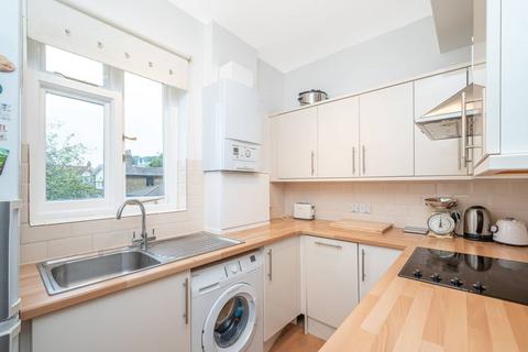 2 bedroom flat for sale, Falkland Avenue, Finchley Central, London, N3