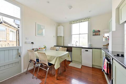 2 bedroom maisonette to rent, Standen Road, Southfields, London, SW18