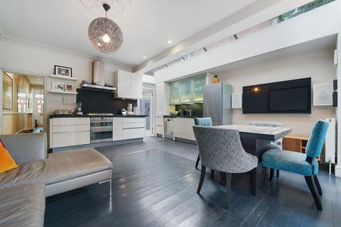 62 Mill Hill Road, London, W3 8JH