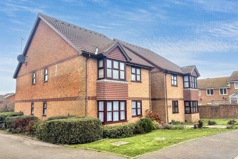 1 bedroom flat for sale, Snowdon Close, Eastbourne