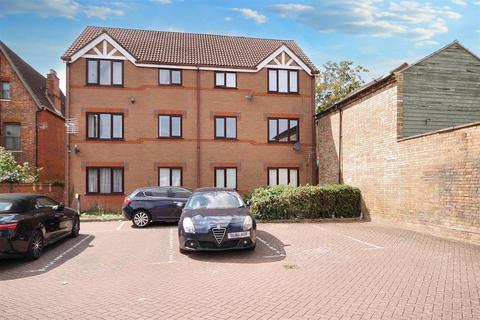 1 bedroom flat for sale, Conduit Road, Bedford