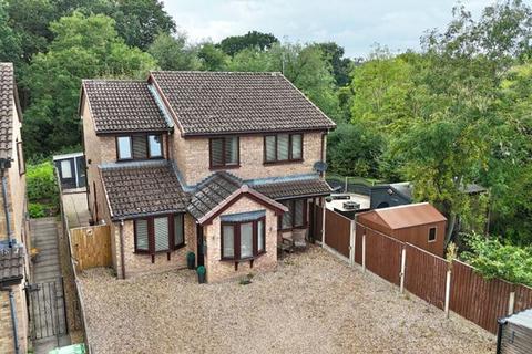 4 bedroom detached house for sale, Ennerdale Road, Crewe, CW2