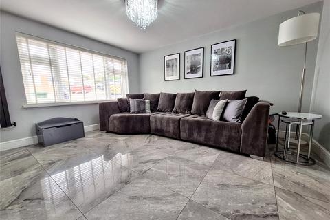 31 Amberwood, Chadderton, Oldham, OL9 9SG