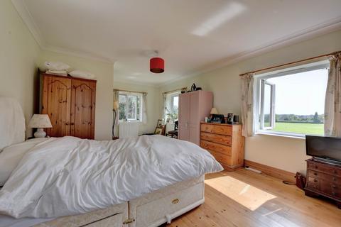 1 Park Corner, Nettlebed, Henley-on-thames, RG9 6DS