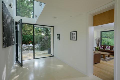 Cherry Court Ashley Road, Charlton Kings, Cheltenham, GL52 6PJ