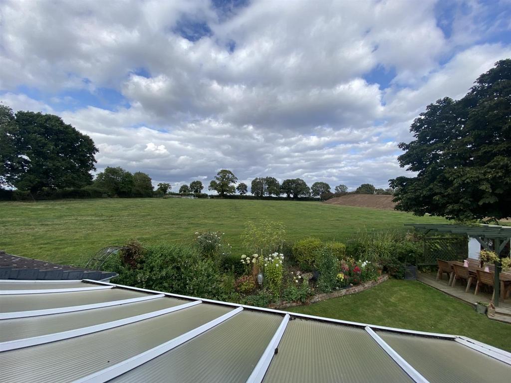 Thumbnail IMG 6944.jpg