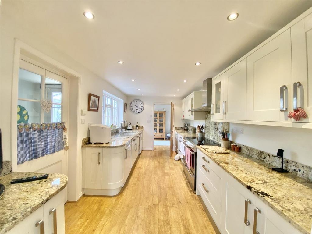 Thumbnail IMG 6924.jpg