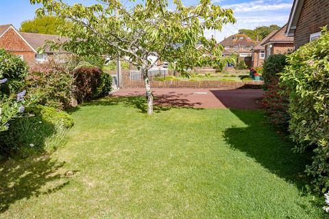 2 bedroom detached bungalow for sale, St. Marys Way, Littlehampton BN17