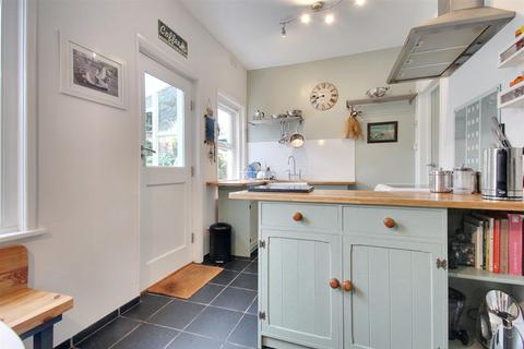 2 bedroom semi-detached house for sale, Glebe Road, Worthing