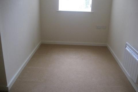 2 bedroom flat for sale, Brompton road, Hamilton, Leicester, LE5