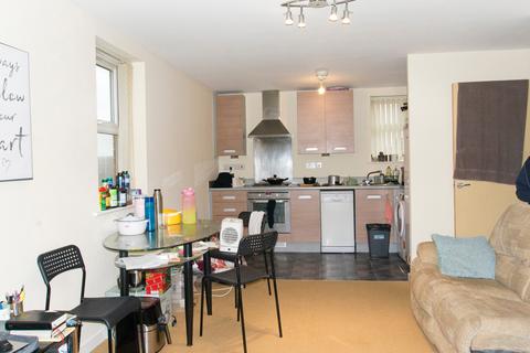 2 bedroom flat for sale, Brompton road, Hamilton, Leicester, LE5