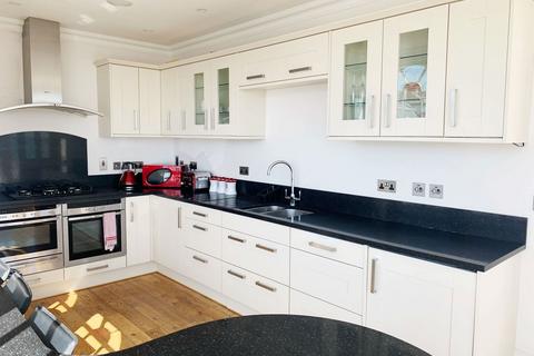 3 bedroom apartment to rent, La Route De La Haule, Jersey JE3