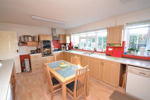 4 bedroom detached house for sale, Cherry Garden Lane, Danbury