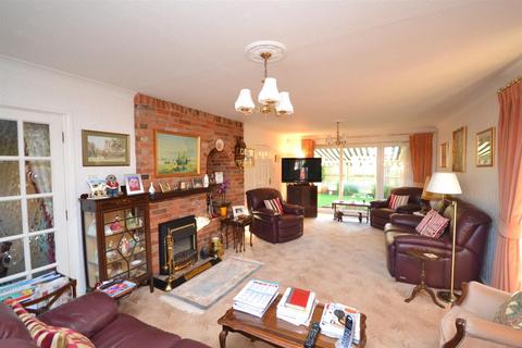 4 bedroom detached house for sale, Cherry Garden Lane, Danbury