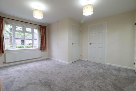 2 bedroom terraced bungalow for sale, Badger Court, Loughborough, LE11