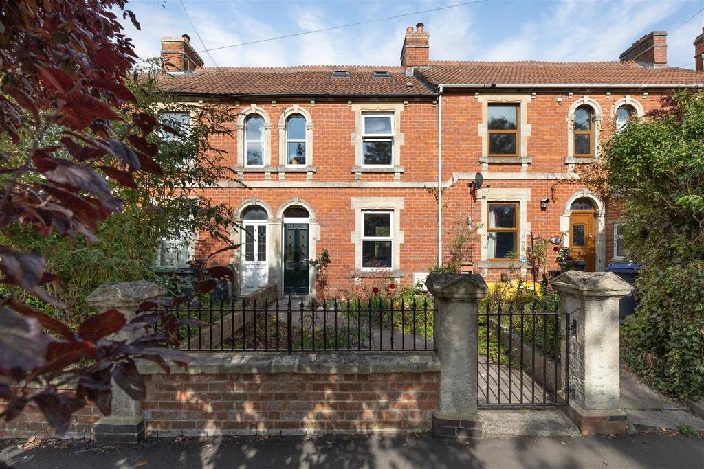 36 Drynham Road Trowbridge BA14 0 PE (0).jpg
