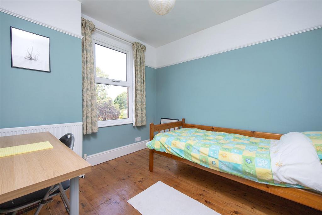 36 Drynham Road Trowbridge BA14 0 PE (14).jpg