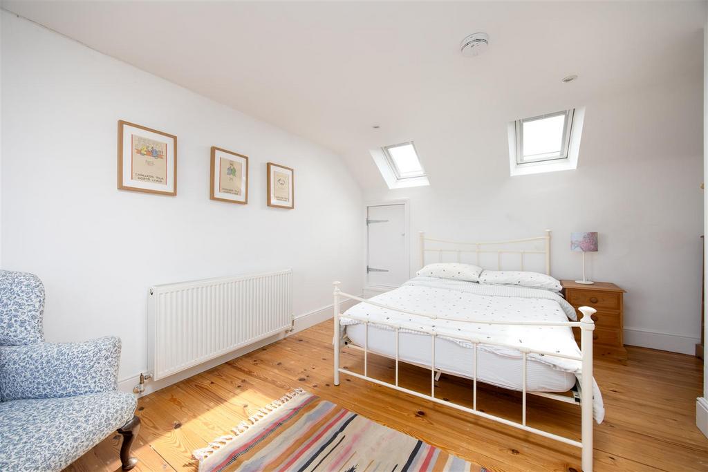 36 Drynham Road Trowbridge BA14 0 PE (20).jpg