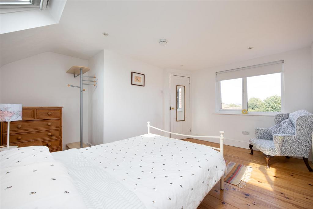 36 Drynham Road Trowbridge BA14 0 PE (21).jpg