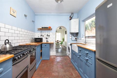 36 Drynham Road, Trowbridge, BA14 0PE