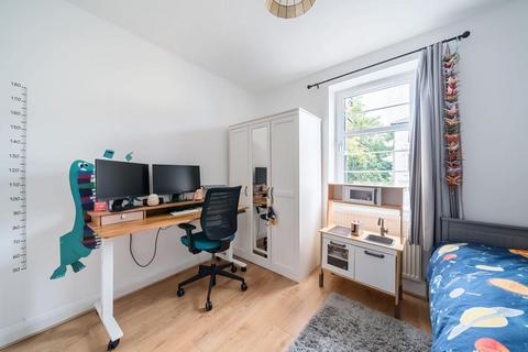 2 bedroom flat for sale, Surbiton,  Surrey,  KT6