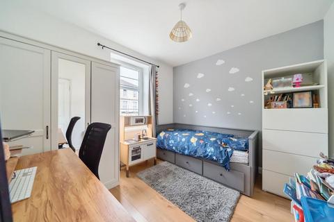 2 bedroom flat for sale, Surbiton,  Surrey,  KT6