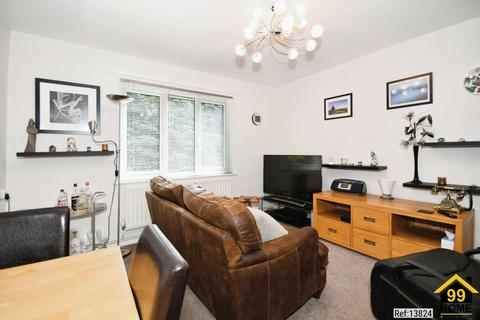 2 bedroom apartment for sale, Southcroft, Buxton, DERBYSHIRE, SK17