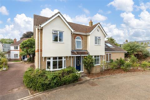 18 Nursery Walk, Cambridge, CB4 3PR