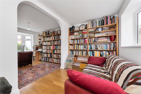 18 Nursery Walk, Cambridge, CB4 3PR